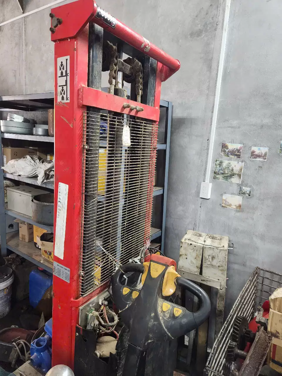 중고 SEMI – ELECTRIC 스태커 (STACKER) 1.5톤