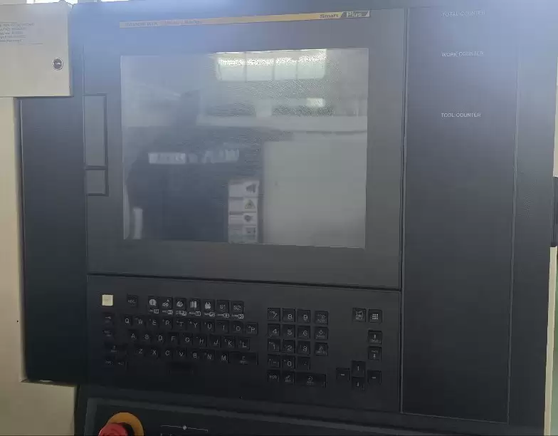 중고 현대위아 (HYUNDAI WIA) CNC 선반 6인치 SE2200A