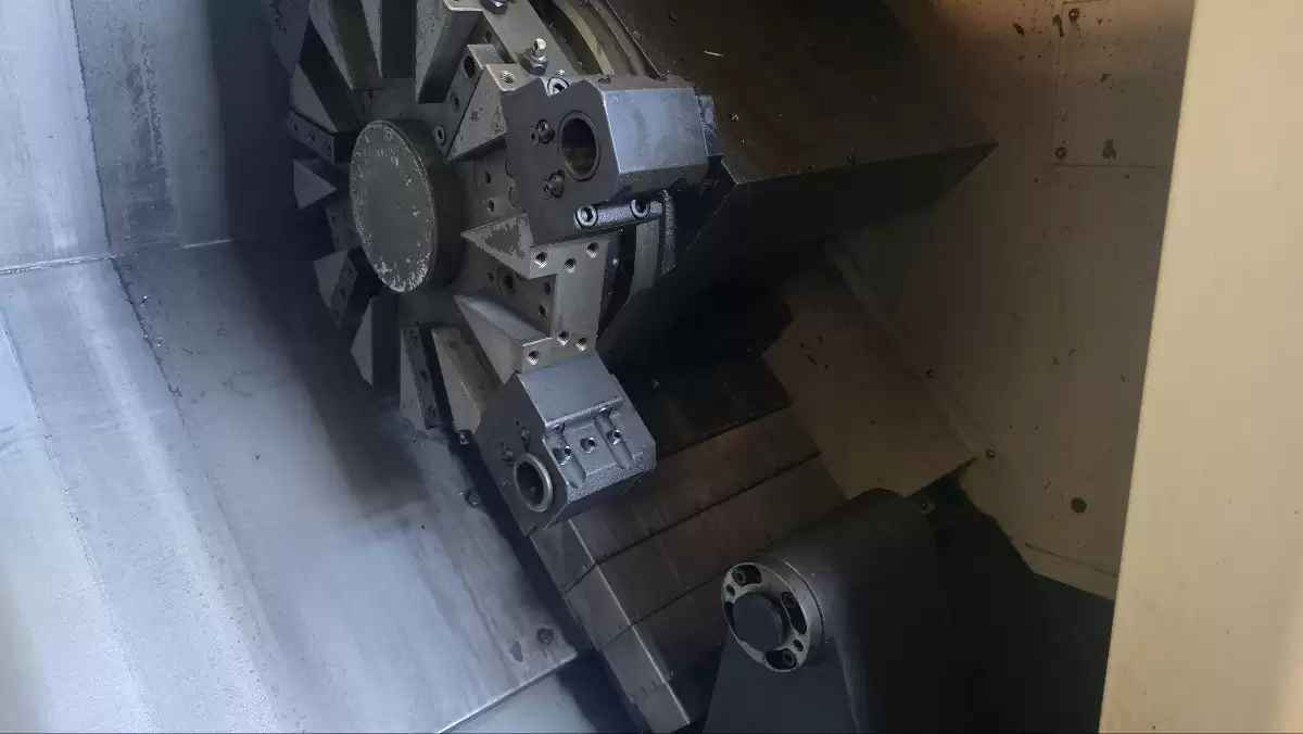 중고 현대위아 (HYUNDAI WIA) CNC 선반 8인치 L230A