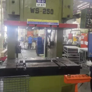 유압 프레스 250톤 (Woojin Selex)