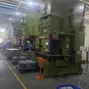 유압 프레스 250톤 (Woojin Selex)