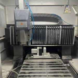 동부라이트사 CNC 모델 FA-400DS – 2016년 한국에서 제조